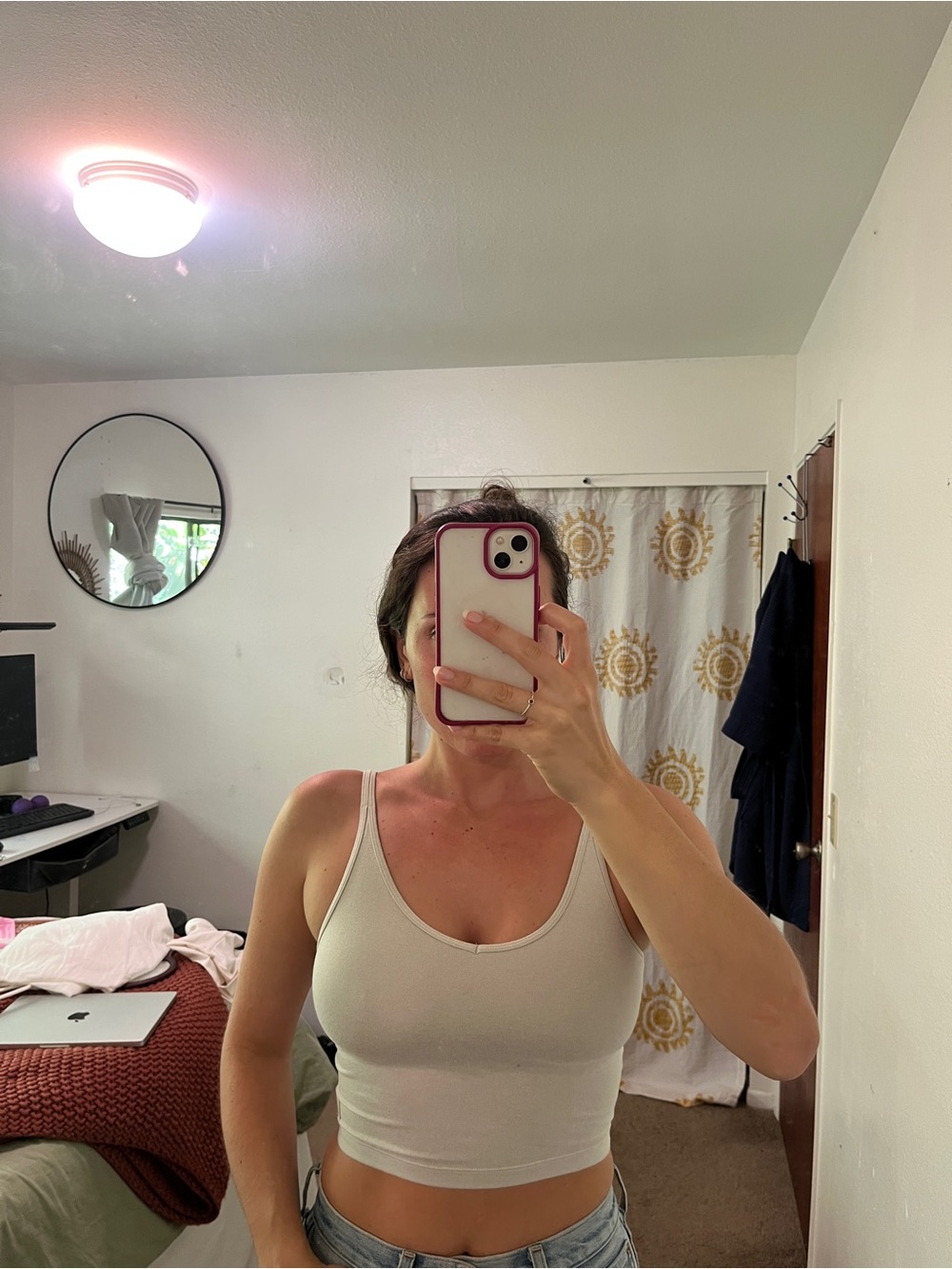 Vuori Cream Scoop-Neck Tank Top